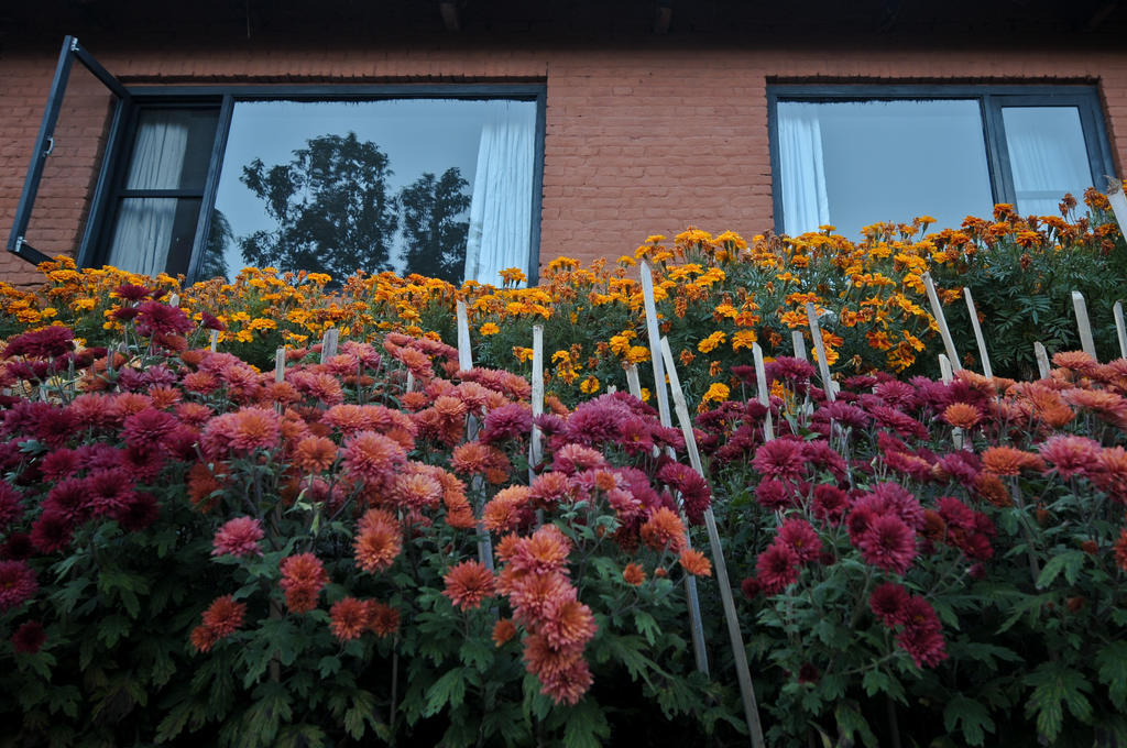 Dhulikhel Mountain Resort Exterior photo