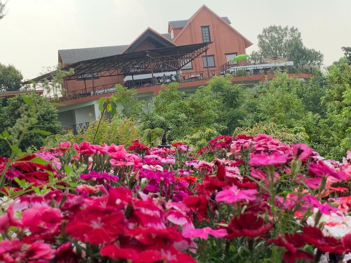 Dhulikhel Mountain Resort Exterior photo